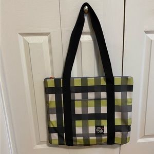 ☘️Yak Pak Green Gray Plaid Travel Tote Bag